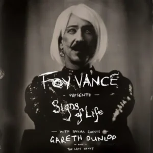 buses to Foy Vance (15.8.26) Custom House Square, Belfast